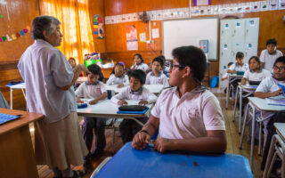 La educación chilena en transición: avances, brechas y desafíos frente a la OCDE